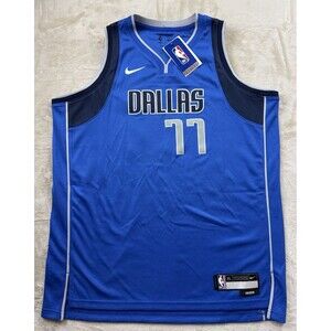 NWT Dallas Mavericks Luka Doncic Jersey NIKE Youth XL (18/20) #77 Blue NBA